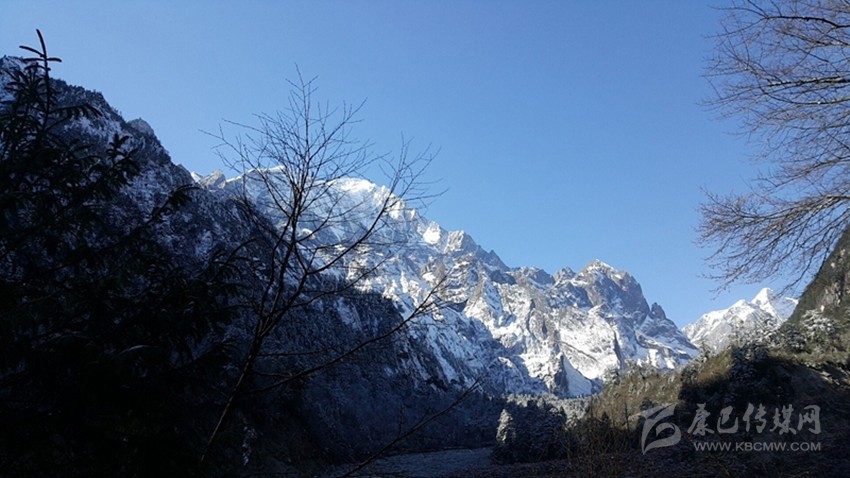 海螺溝這組冬日雪景圖請(qǐng)拿走！